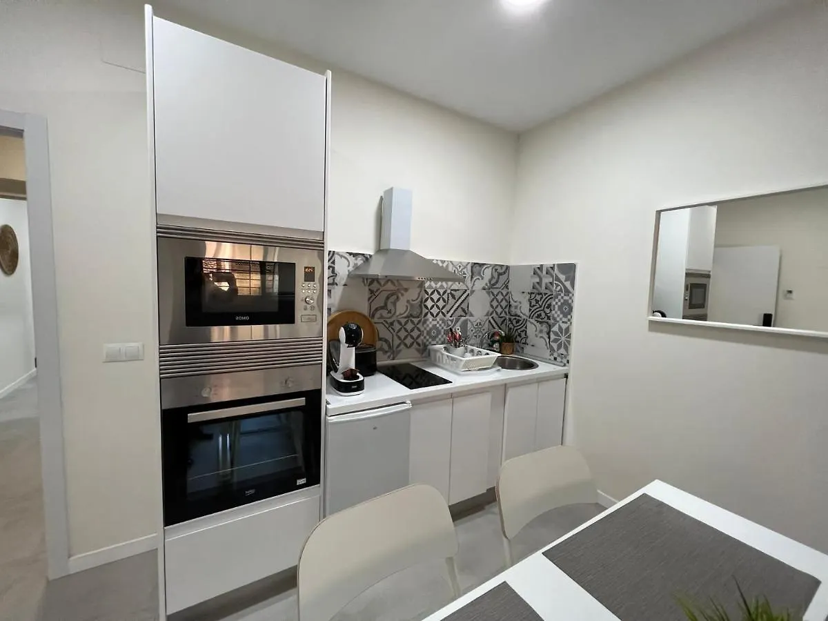 Estudio Trinidad Centro Malaga 2 0*,  Spagna