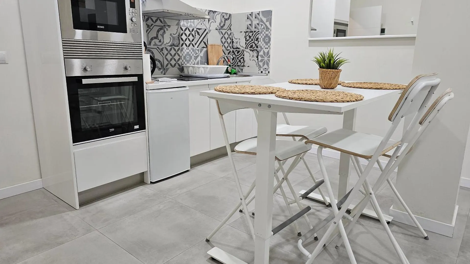 Estudio Trinidad Centro Malaga 2 0*,  Spagna