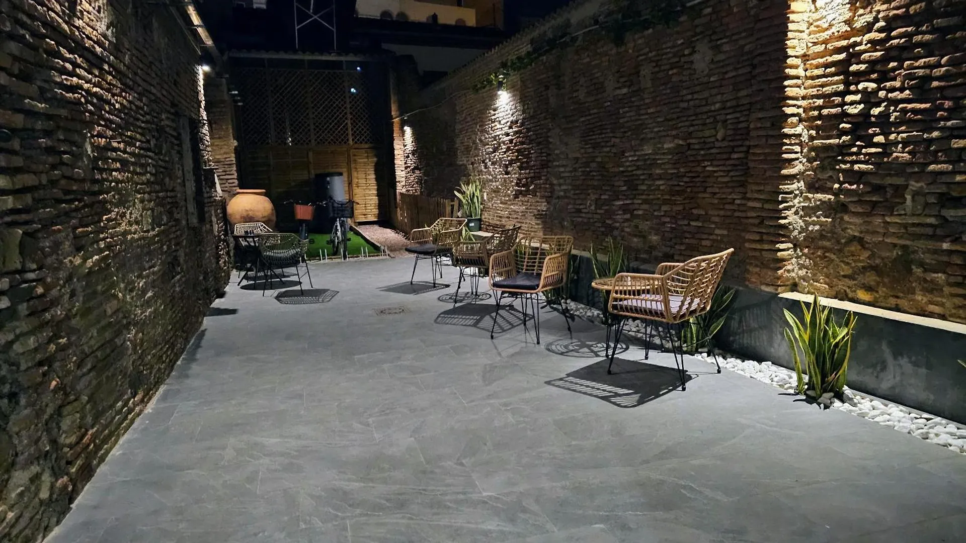 Estudio Trinidad Centro Malaga 2 Spagna